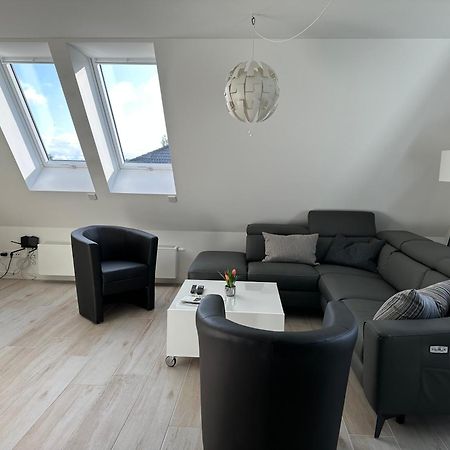 Helle, Grosszuegige Ferienwohnung Fuer 2 - 3 Personen Mit Parkplatz + E-Ladestation In Buchholz, Nordheide Buchholz in der Nordheide Ngoại thất bức ảnh