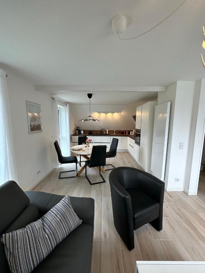 Helle, Grosszuegige Ferienwohnung Fuer 2 - 3 Personen Mit Parkplatz + E-Ladestation In Buchholz, Nordheide Buchholz in der Nordheide Ngoại thất bức ảnh