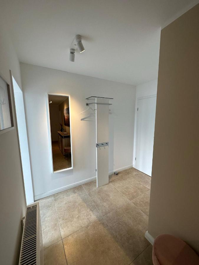Helle, Grosszuegige Ferienwohnung Fuer 2 - 3 Personen Mit Parkplatz + E-Ladestation In Buchholz, Nordheide Buchholz in der Nordheide Ngoại thất bức ảnh