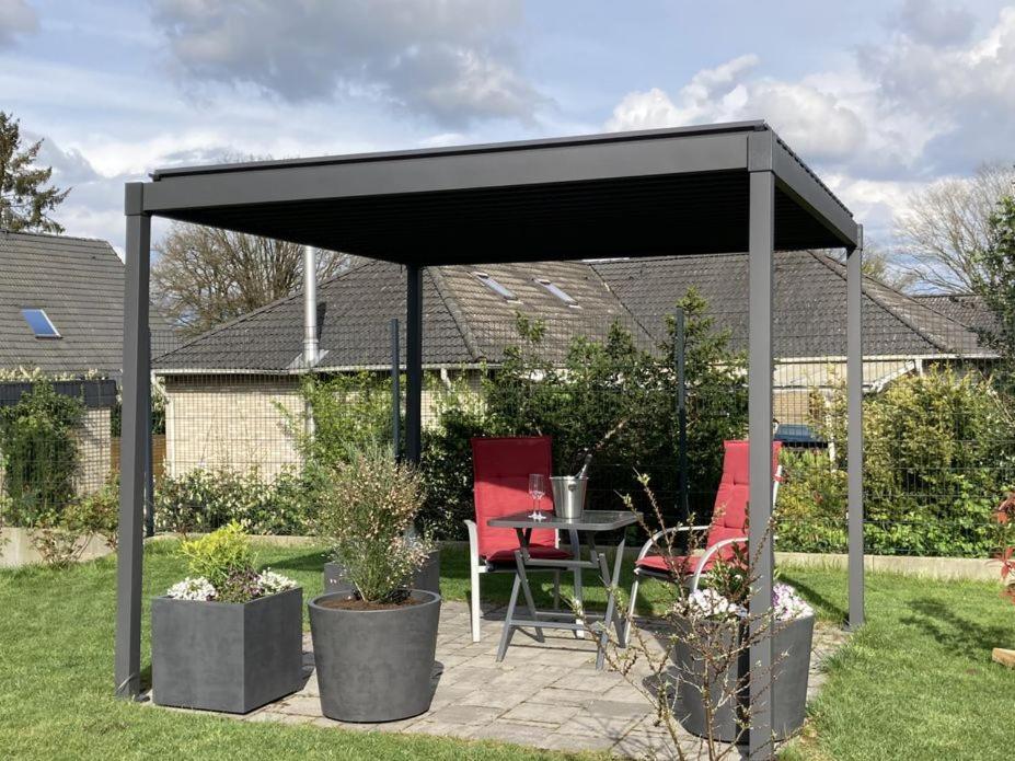 Helle, Grosszuegige Ferienwohnung Fuer 2 - 3 Personen Mit Parkplatz + E-Ladestation In Buchholz, Nordheide Buchholz in der Nordheide Ngoại thất bức ảnh